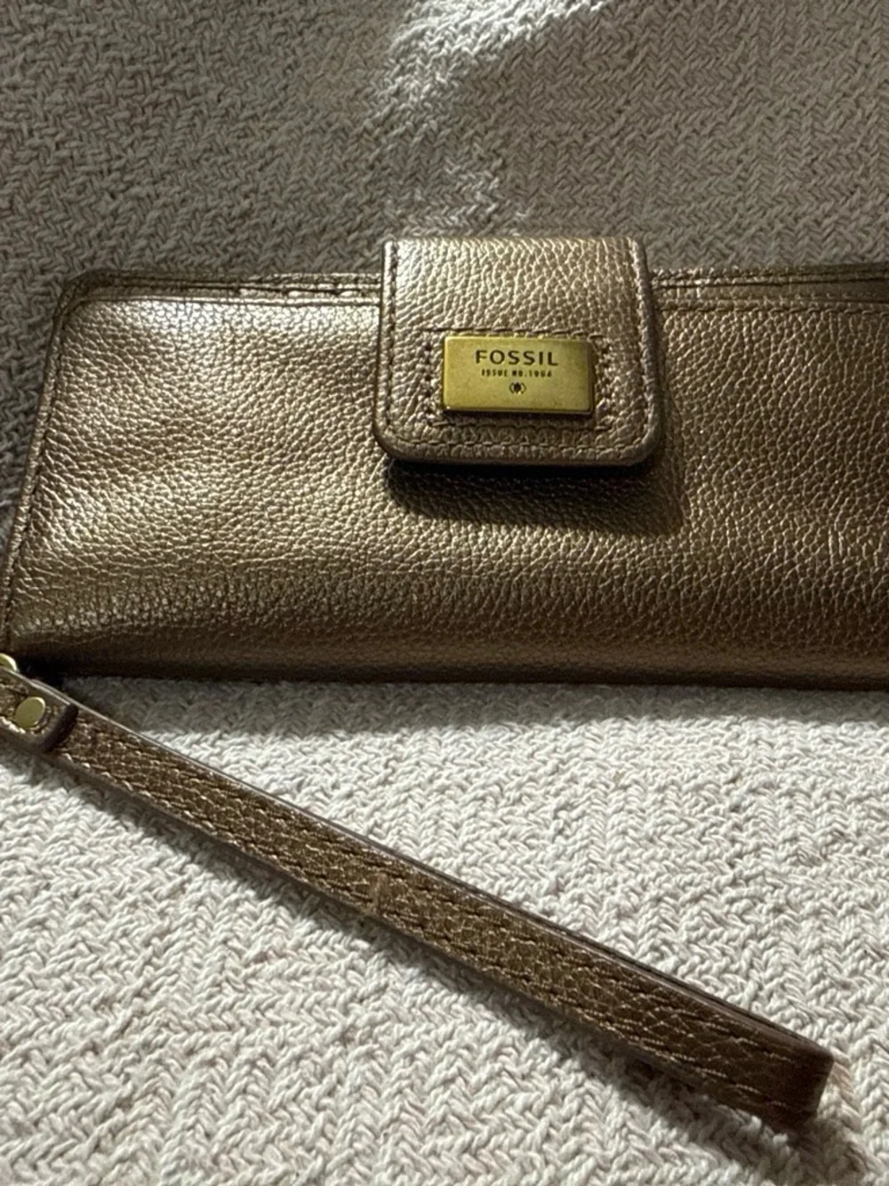 Fossil compact card